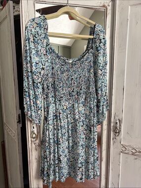 Terra & Sky Blue Floral Smocked Long Sleeve Midi Dress 0X (14W)